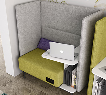 Sofa und Sessel mit Tisch zum Arbeiten | Around Box by Leyform