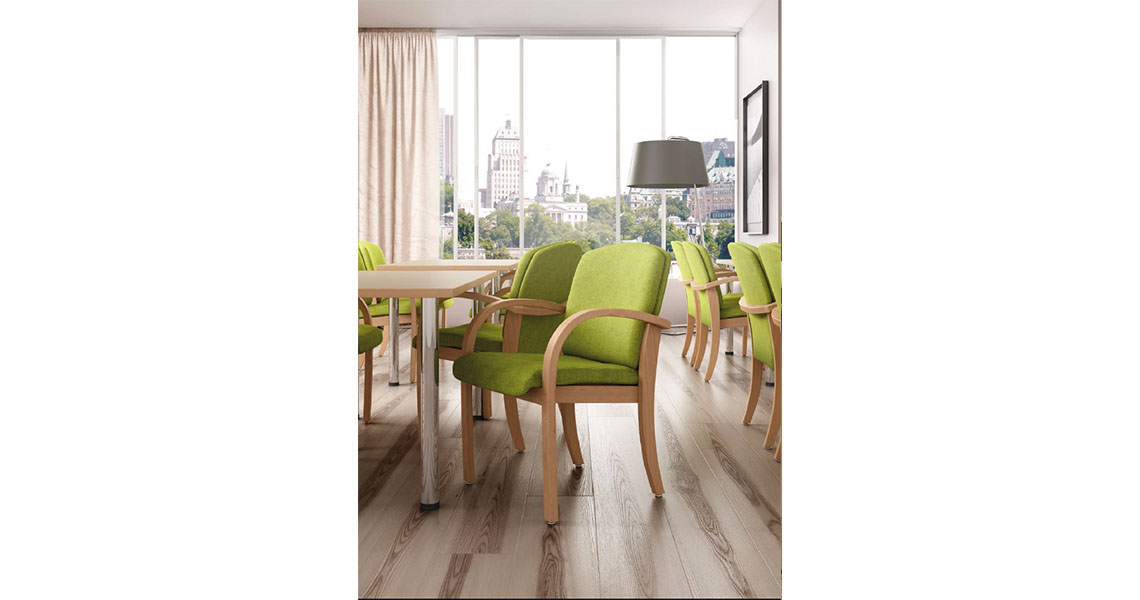 holzstuhl-fur-altere-menschen-kali-img-12